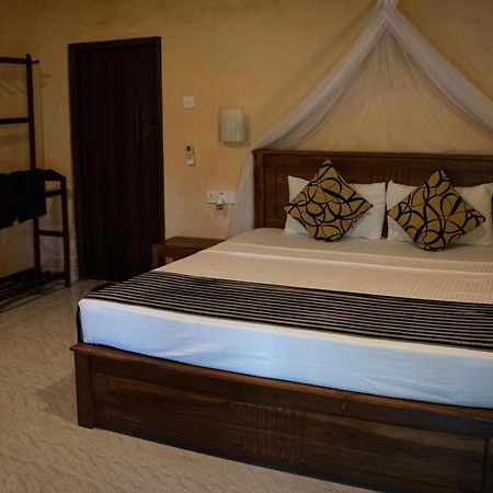 Shan Mango Homestay Sigiriya Ngoại thất bức ảnh