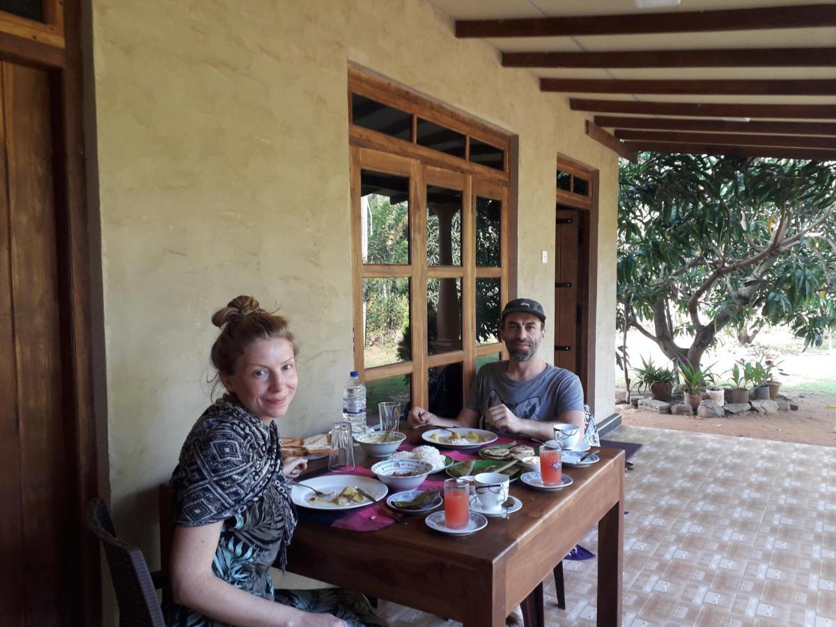 Shan Mango Homestay Sigiriya Ngoại thất bức ảnh